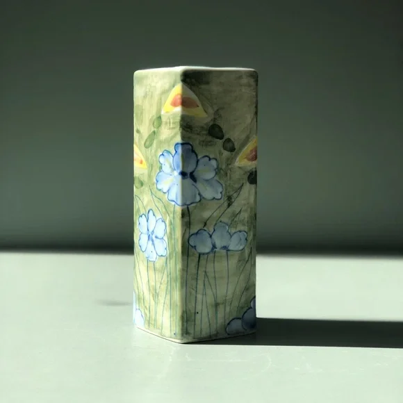 Vintage Square Vase - Picture 1 of 7